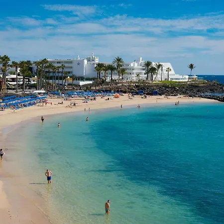 Sea Breeze Ocean View Vila *